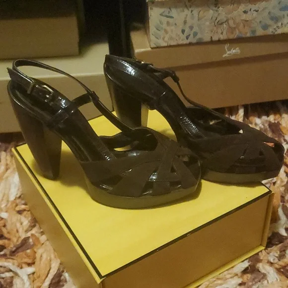 Fendi Heels Brown NEW - Picture 1 of 15